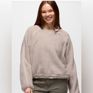BNWT Prana Encinitas Fleece Crew in Almond Size M